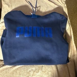 Puma men’s hoodie 
Never worn
Dark blue small